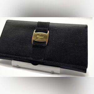 Salvatore Ferragamo EUC Vara Black Leather Long Bifold Wallet Made in ITALY